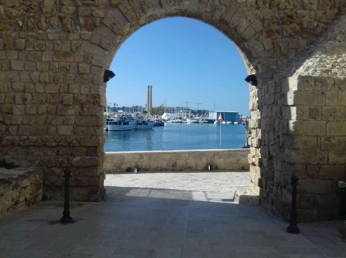 Casa Vacanze Antiche Mura E Poi مونوبولي المظهر الخارجي الصورة