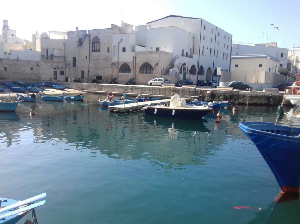 Casa Vacanze Antiche Mura E Poi مونوبولي المظهر الخارجي الصورة